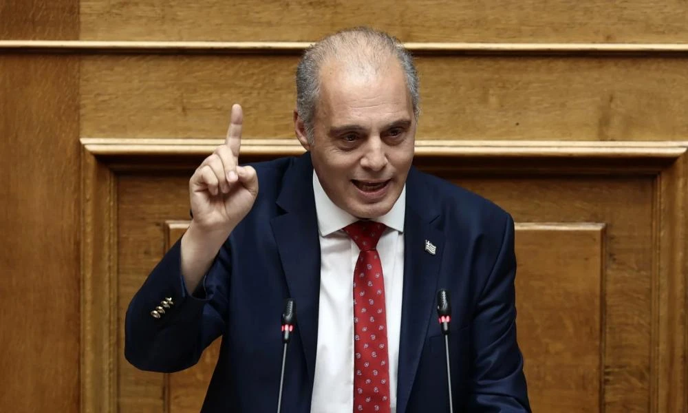 Βελόπουλος: Δεν δέχομαι τους γάμους των ομοφυλοφίλων – Να μην υιοθετούσαν παιδιά, είναι παράνομο!